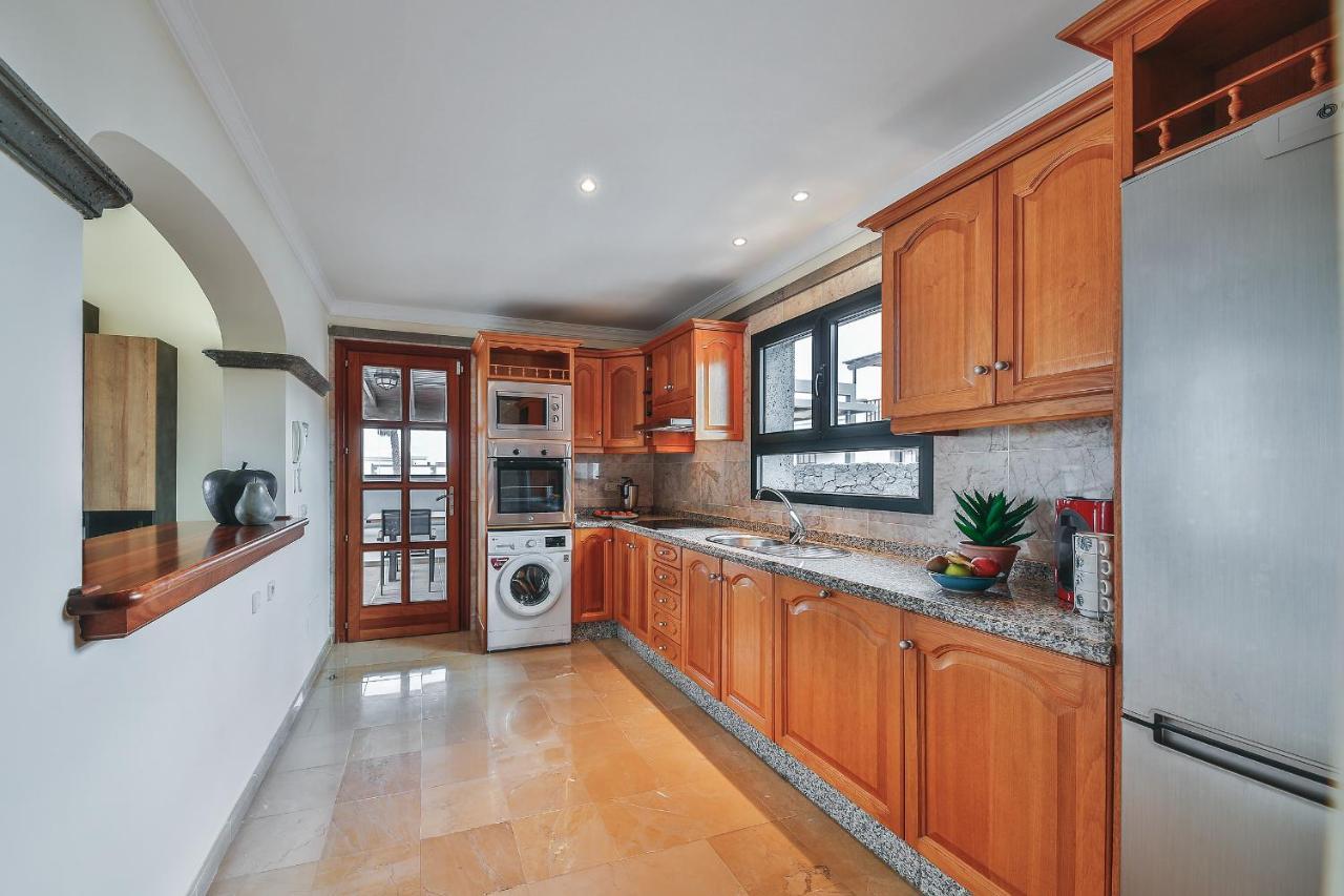 Villa Sea Winds Lanzarote à Playa Blanca  Extérieur photo