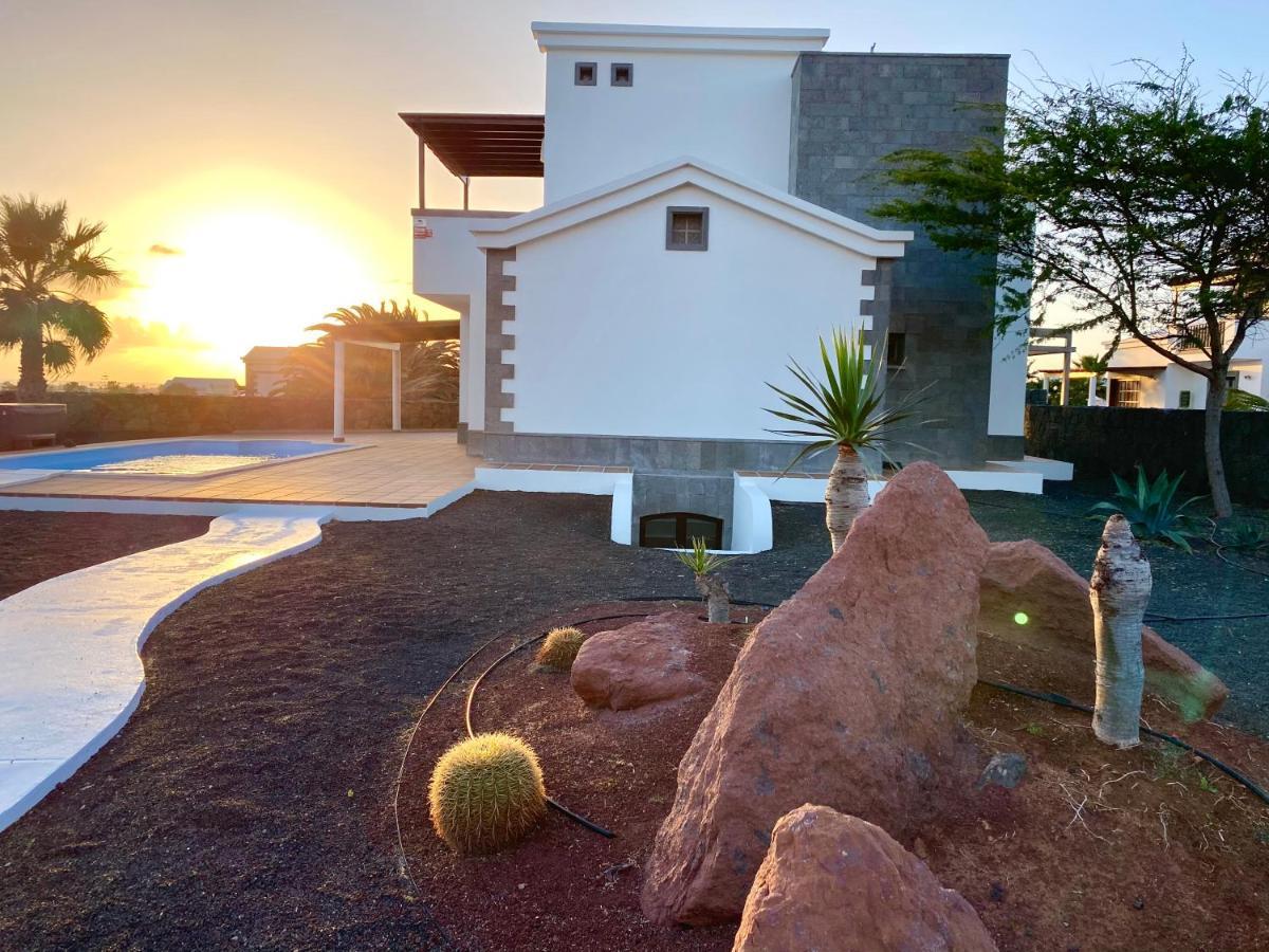 Villa Sea Winds Lanzarote à Playa Blanca  Extérieur photo