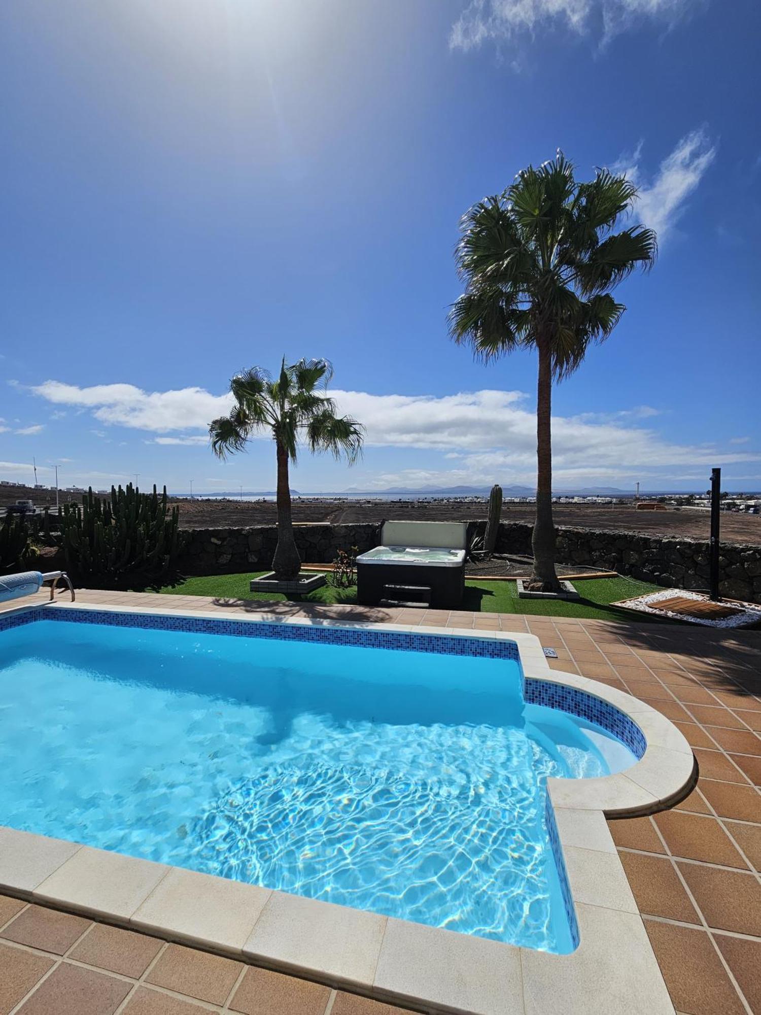 Villa Sea Winds Lanzarote à Playa Blanca  Extérieur photo